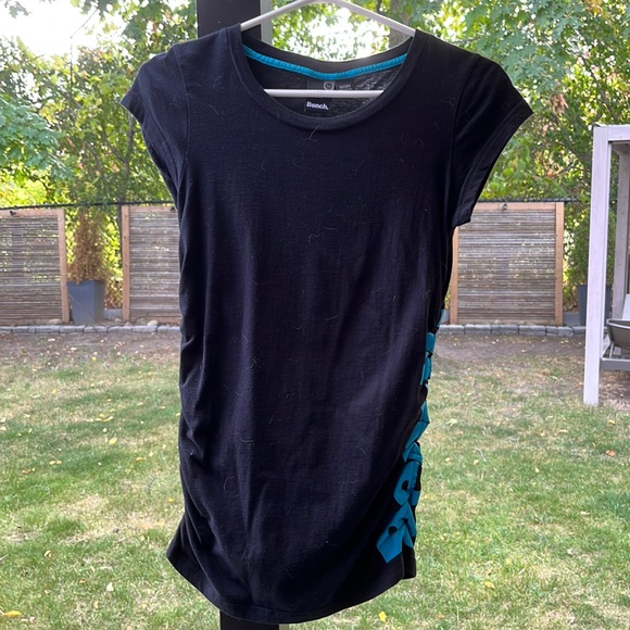 BENCH t-shirt - Picture 1 of 5